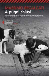 A pugni chiusi
