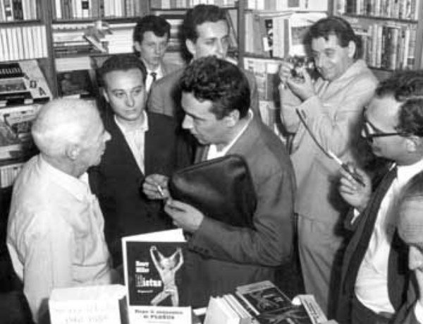 Con Henry Miller e Luciano Bianciardi, suo traduttore. 