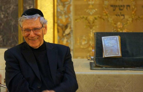 Amos Oz alla Sinagoga