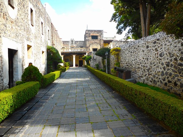 Cortile di ingresso del museo nell’ex convento di Churubusco