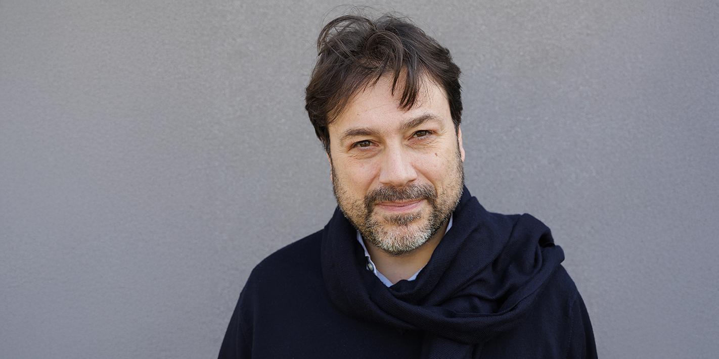 Un’elegia, un’opera civile, politica e artistica.